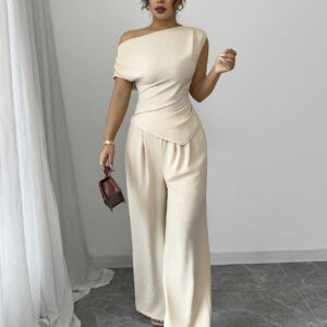 Elegant Women'S Two-Piece Set with a Single Shoulder, Sleeveless Asymmetrical Hem Top and Loose Straight Pants, Perfect for a Casual Summer Vacation.