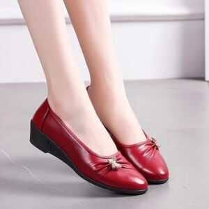 حذاء ماري جين: أناقة خالدة لخطوات مريحة!