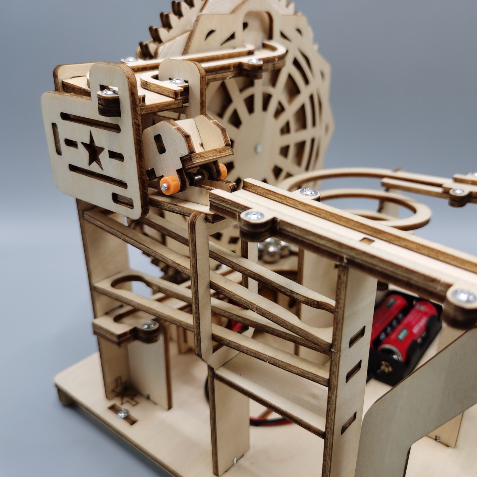 רכבת השיש המדהימה: איפה שהכיף פוגש גאונות! – תמונה 9