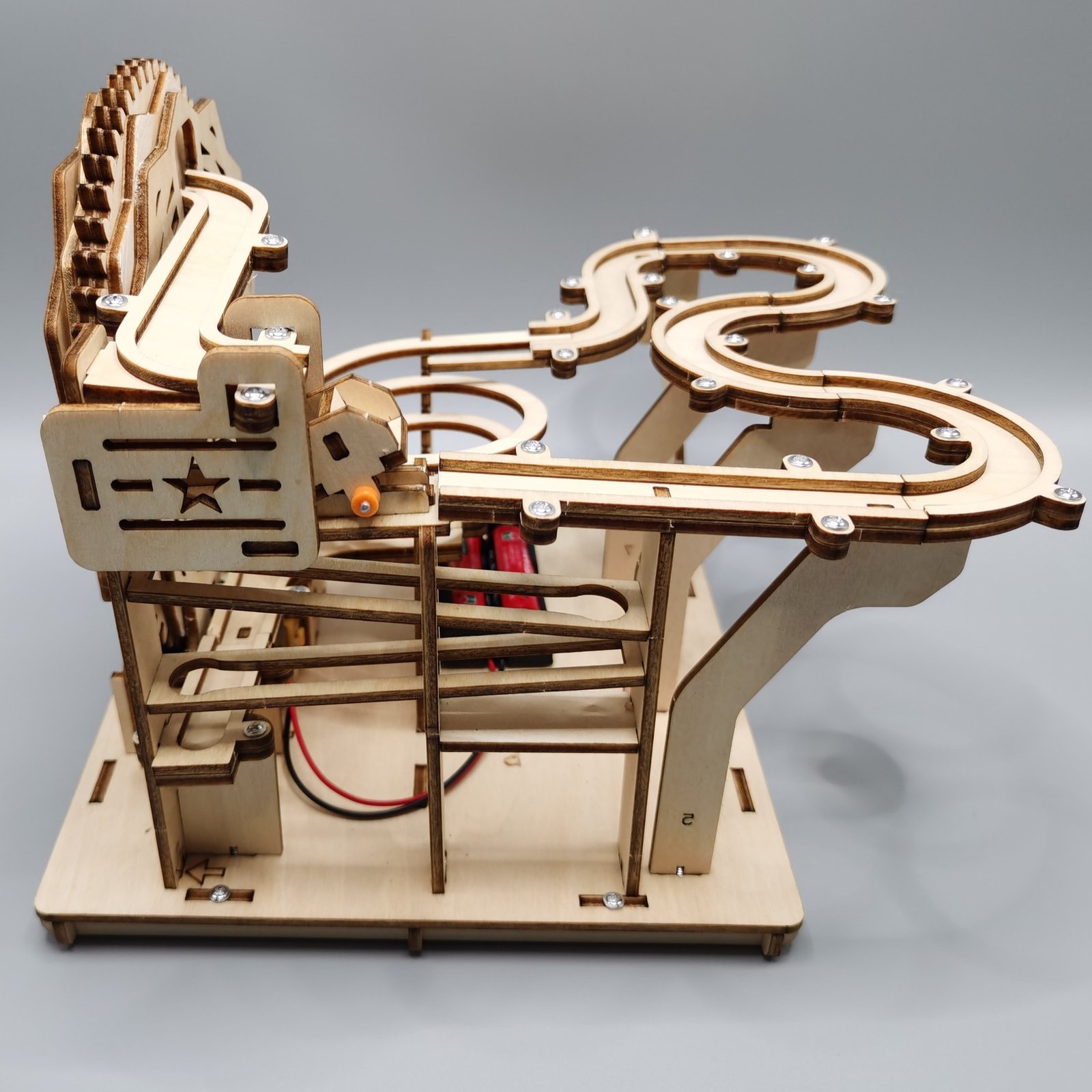 רכבת השיש המדהימה: איפה שהכיף פוגש גאונות! – תמונה 8