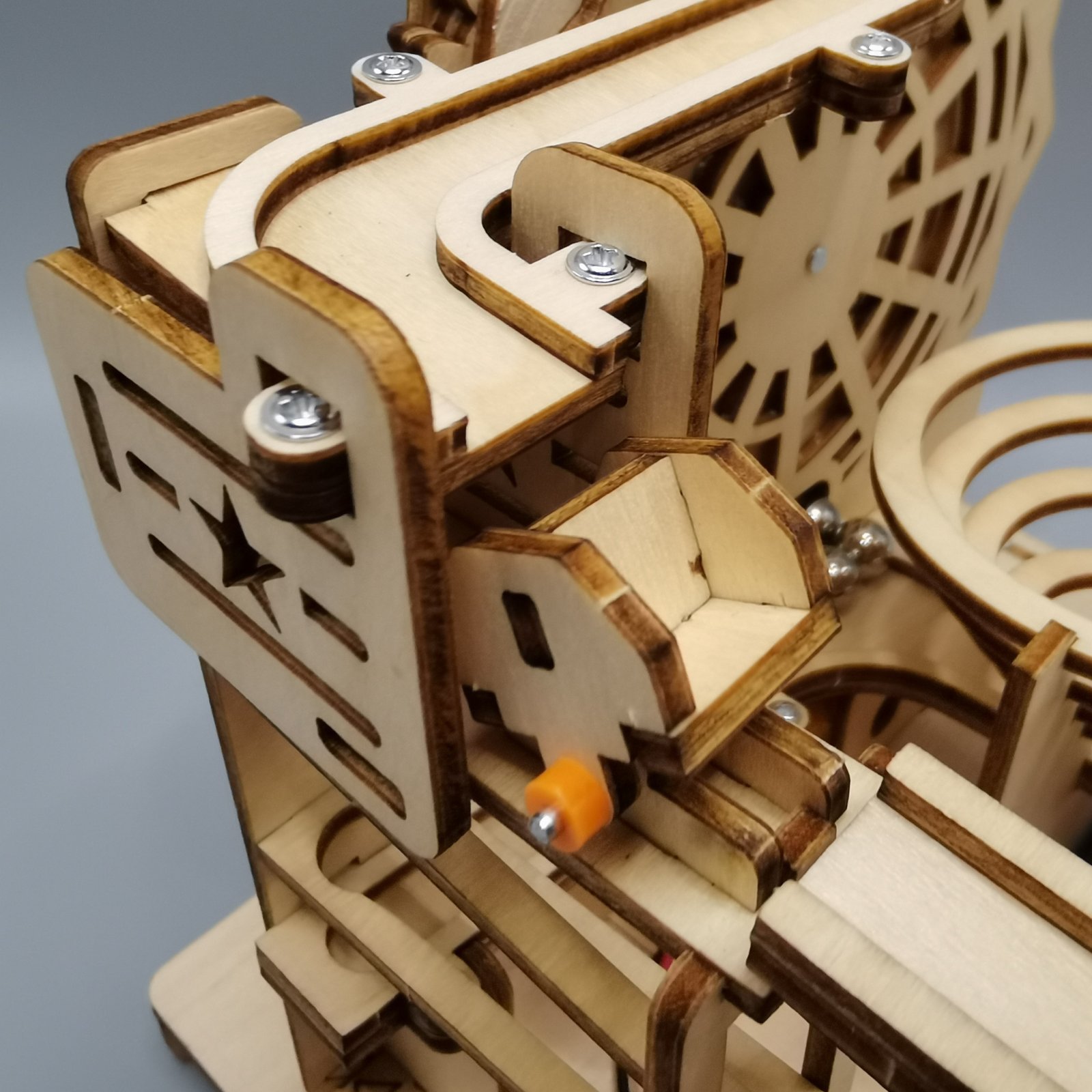 רכבת השיש המדהימה: איפה שהכיף פוגש גאונות! – תמונה 4