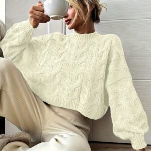 كنزة الشتاء العصرية: دفء لا يُضاهى وأناقة لافتة!