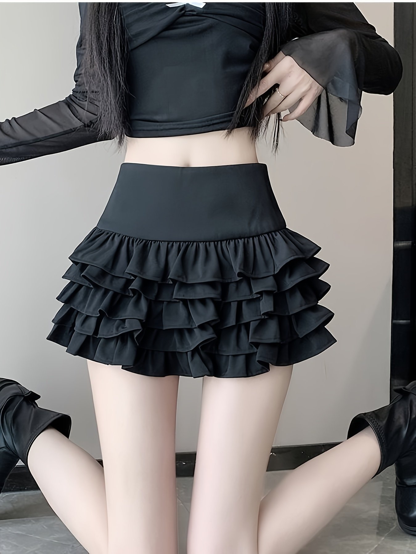 חצאית שכבות אלגנטית: קסם הנשיות בכל צעד – תמונה 5