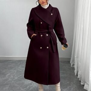 אלגנטיות חורפית יוקרתית: המעיל המושלם שלך בגזרה אופנתית ובמידות מחמיאות