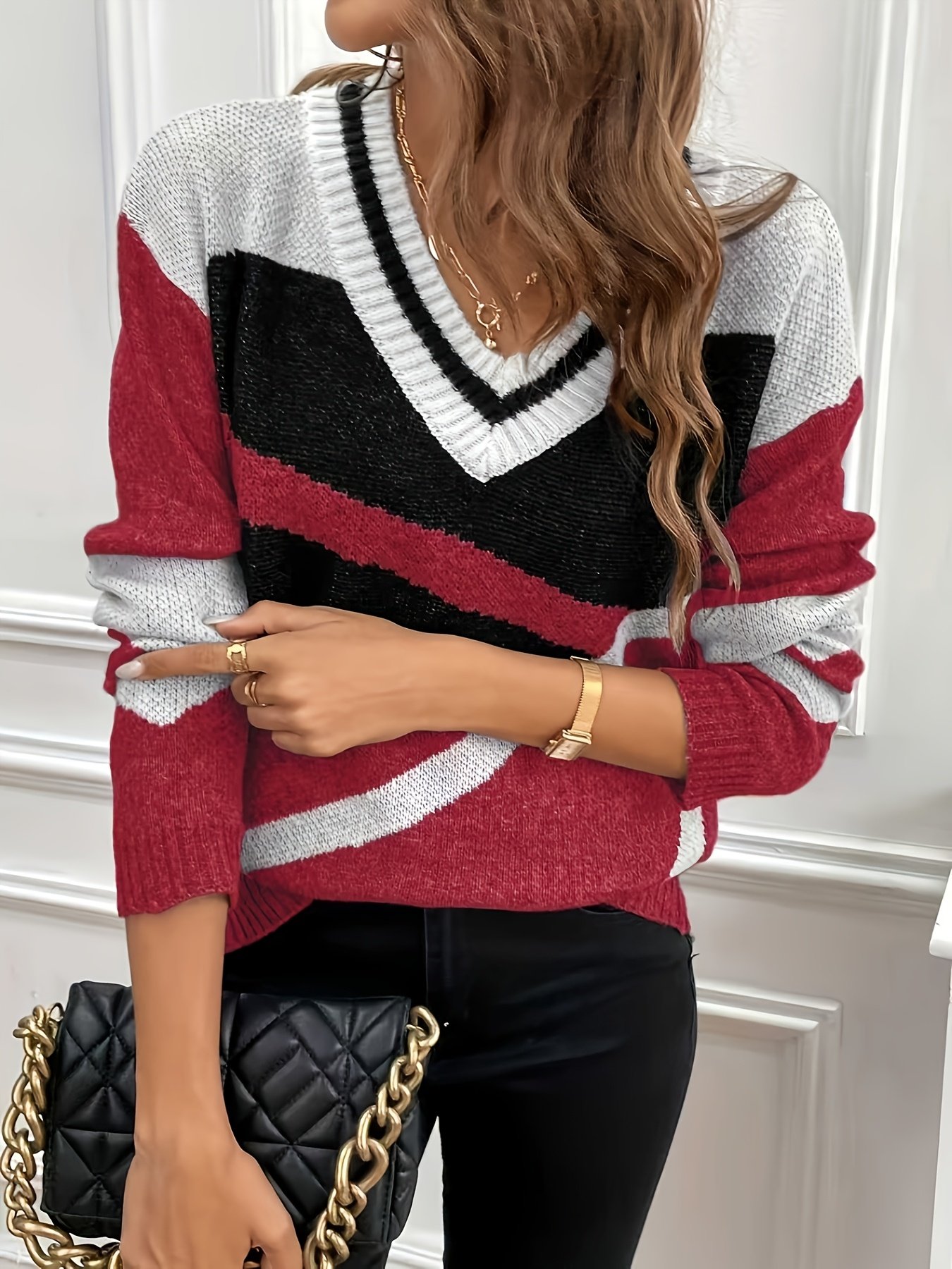 Winter Warmth with a Touch of Modern Elegance: The New Striped Pullover! - Image 5
