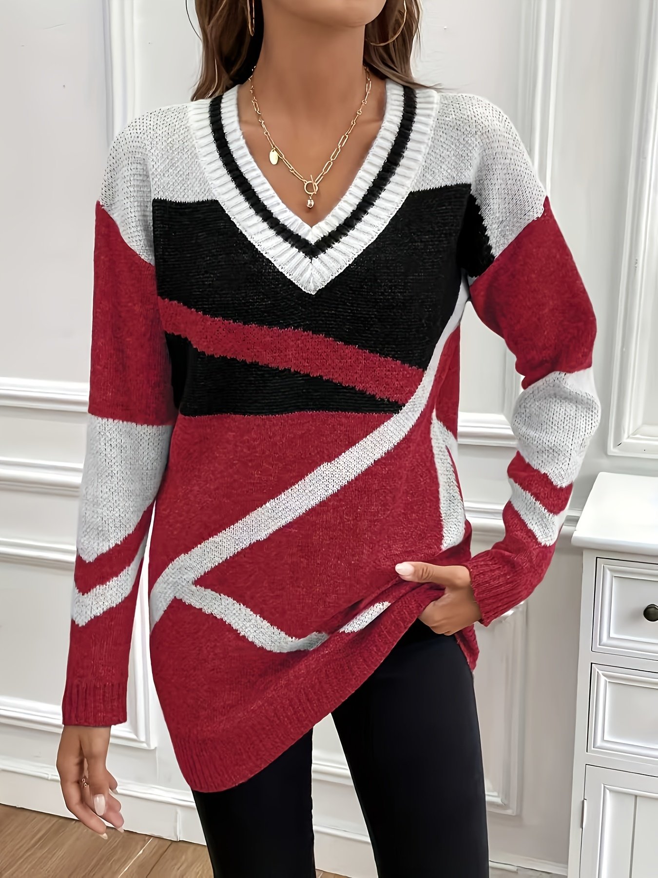 Winter Warmth with a Touch of Modern Elegance: The New Striped Pullover! - Image 4