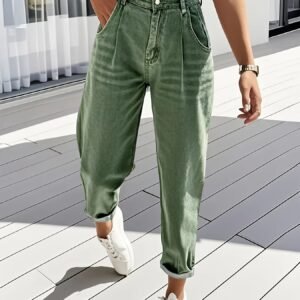 جينز الزيتوني الفاخر: أناقة عصرية بلمسة من الراحة والمرونة!