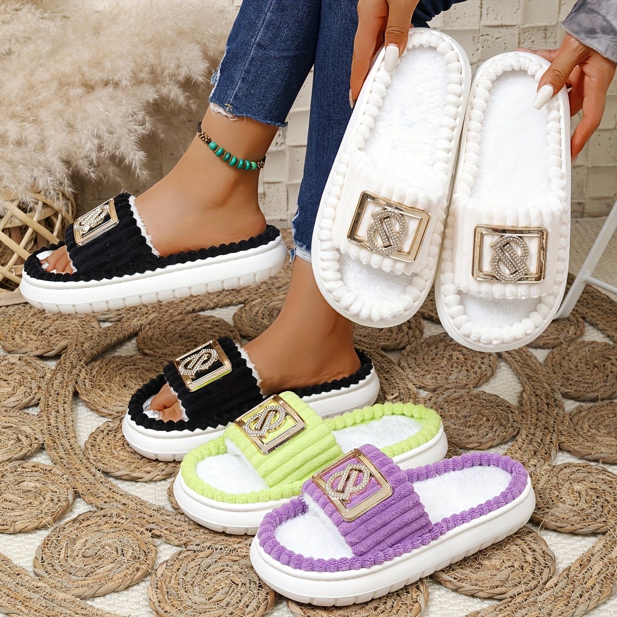 Dream Slippers: 'Honey Girl' Style and Unparalleled Comfort!