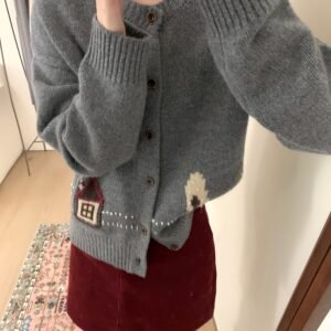 Unmatched Warmth & Luxury: Embroidered Wool Cardigan for Your Cold Season