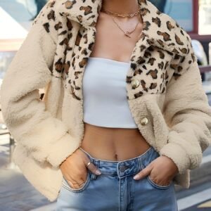 מעיל פנתר חורפי: אלגנטיות עכשווית וחום בלתי ניתן לעצירה!