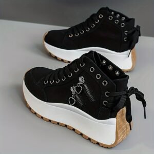 أناقة عصرية جريئة: سنيكرز الكاحل البلاتفورم بسحابين مزدوجين!