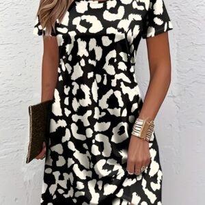 تألقي بلمسة الفهد: فستانك الصيفي والربيعي الذي لا يقاوم!