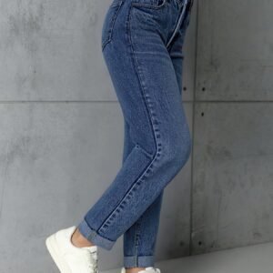 Your Perfect Jeans: Style, Comfort, and Versatility for Every Day!