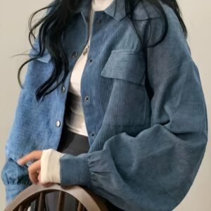 Blogger-Approved Style: The Chic Corduroy Shirt for Every Season!