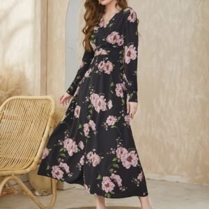 فستان الزهور الصيفي: أناقة تخطف الأنفاس لكل لحظة