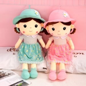 دمية جنية الزهور: سحر الألوان ودفء الأحضان!