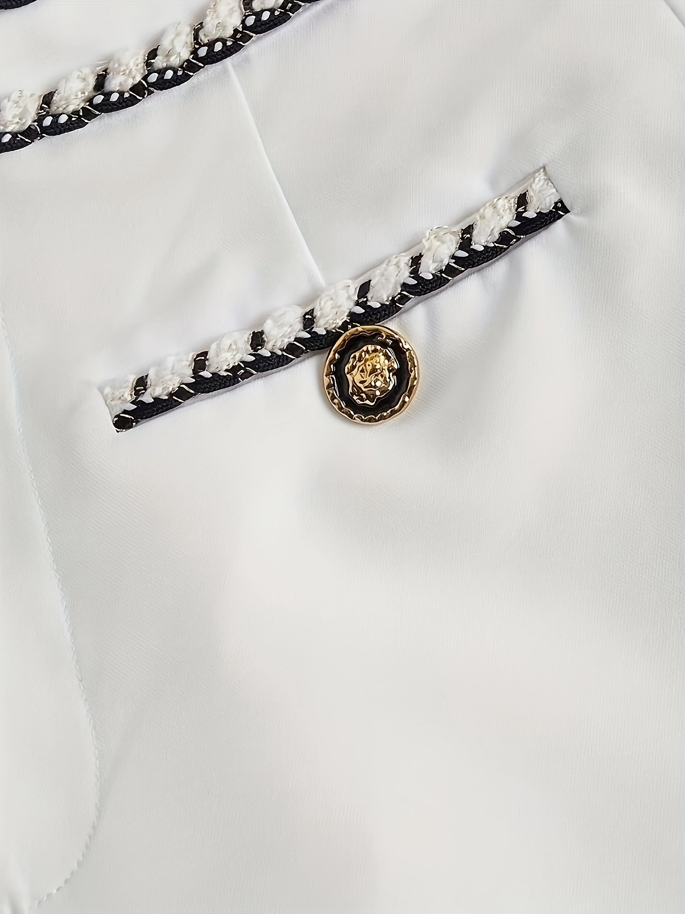 أناقة بلا حدود: بنطلون الكشكشة العصري - الصورة 3