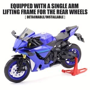 A Realistic Masterpiece on Two Wheels: Luxurious 1:10 Scale Motorcycle!