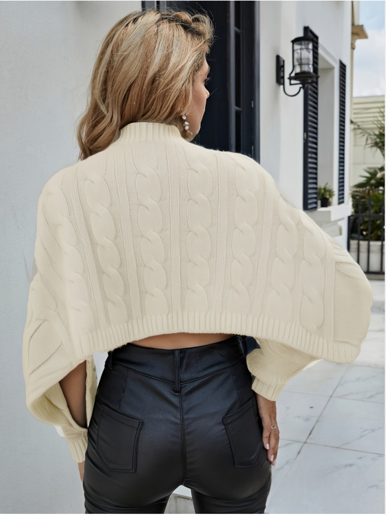 סריג קרופ: אלגנטיות עכשווית ושרוולי עטלף כובשים! – תמונה 4