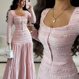 طقم الأناقة المتكامل: سحر الإطلالة العصرية لكل مناسباتكِ