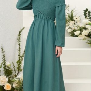 فستان الأناقة الفرنسية: سحر لا يقاوم لكل امرأة