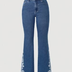 أناقة الفينتاج المترفة: جينز بقصة واسعة مطرز لكل امرأة عصرية!