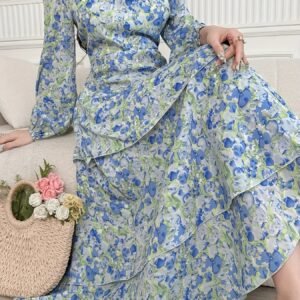 أناقة الربيع والخريف: فستان الزهور المتجدد لطلة ساحرة