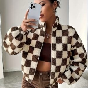 جاكيت الخريف والشتاء القصير: دفء عصري وأناقة لا تقاوم!