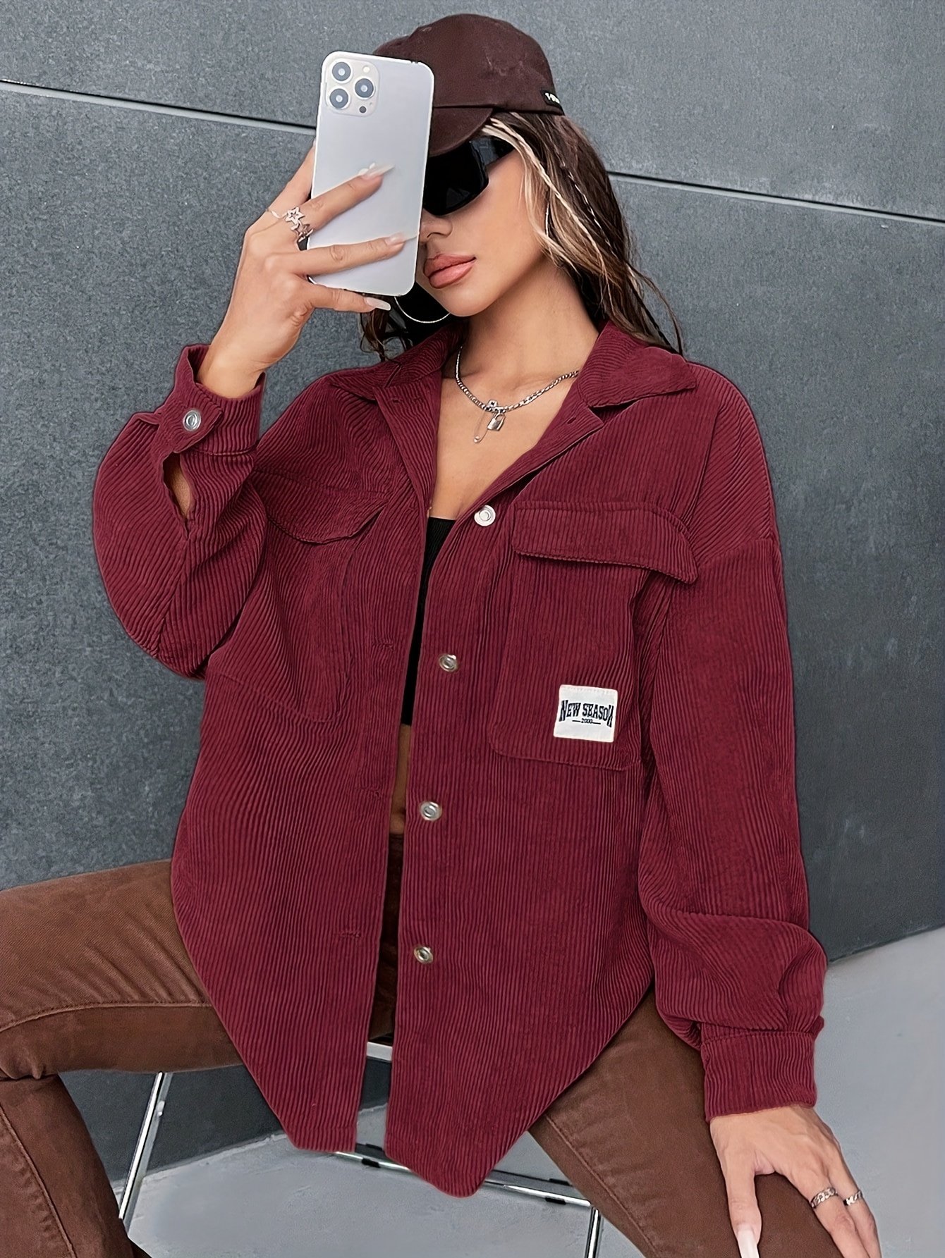 אלגנטיות רב-תכליתית: חולצת חובה בארון שלך! – תמונה 4