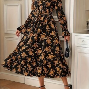 إشراقة الزهور الذهبية: فستانكِ المثالي لأناقة لا تُنسى