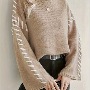 جاذبية الشتاء الدافئة: بلوفر الرقبة العالية الأنيق