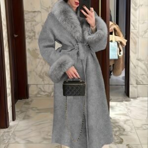 معطف الخندق الأنيق: أناقة موسمية لا تُضاهى