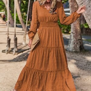 فستان الأناقة المتجددة: سحر الزهور وقصة تخطف الأنظار!