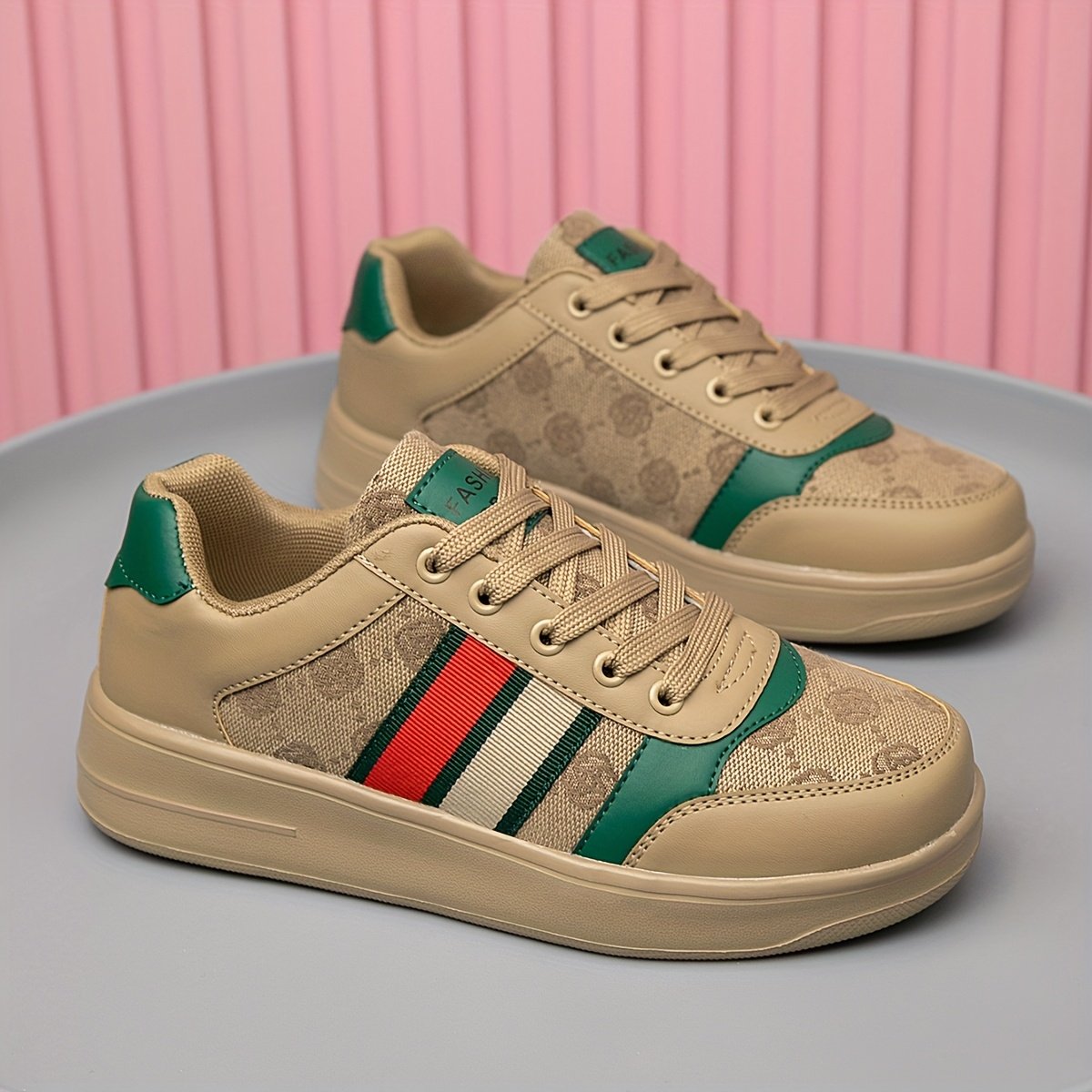 צאו לדרך בסטייל ונוחות: נעל סקייט מודרנית לכל הרפתקה! – תמונה 10