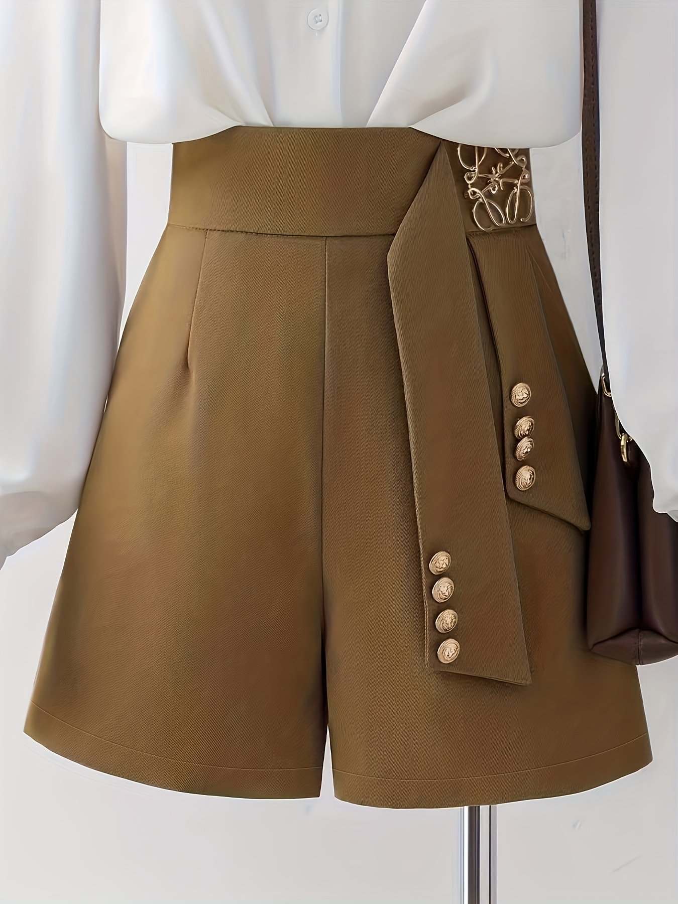 שורטס מותן גבוה יוקרתי: אלגנטיות מודרנית שתאפשר לך לזרוח מהמשרד ועד לאירועים