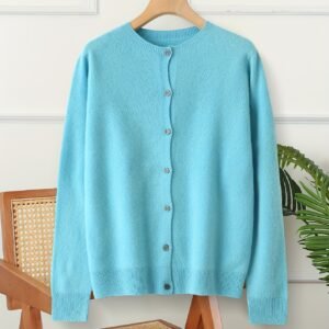 كارديجان الصوف الخالص: أناقة دافئة لكل إطلالة