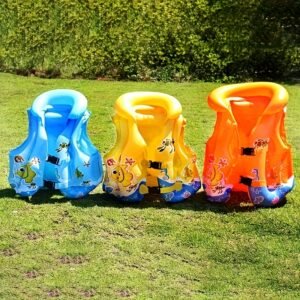 אפוד ציפה בטיחותי: כיף קיץ ללא גבולות לקטנטנים שלכם!