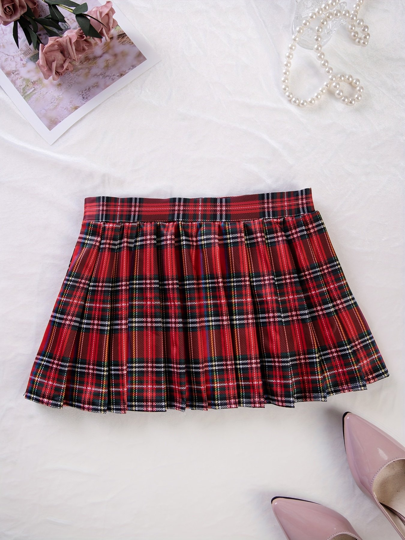 Color Block Skirt: Unrivaled Radiance!