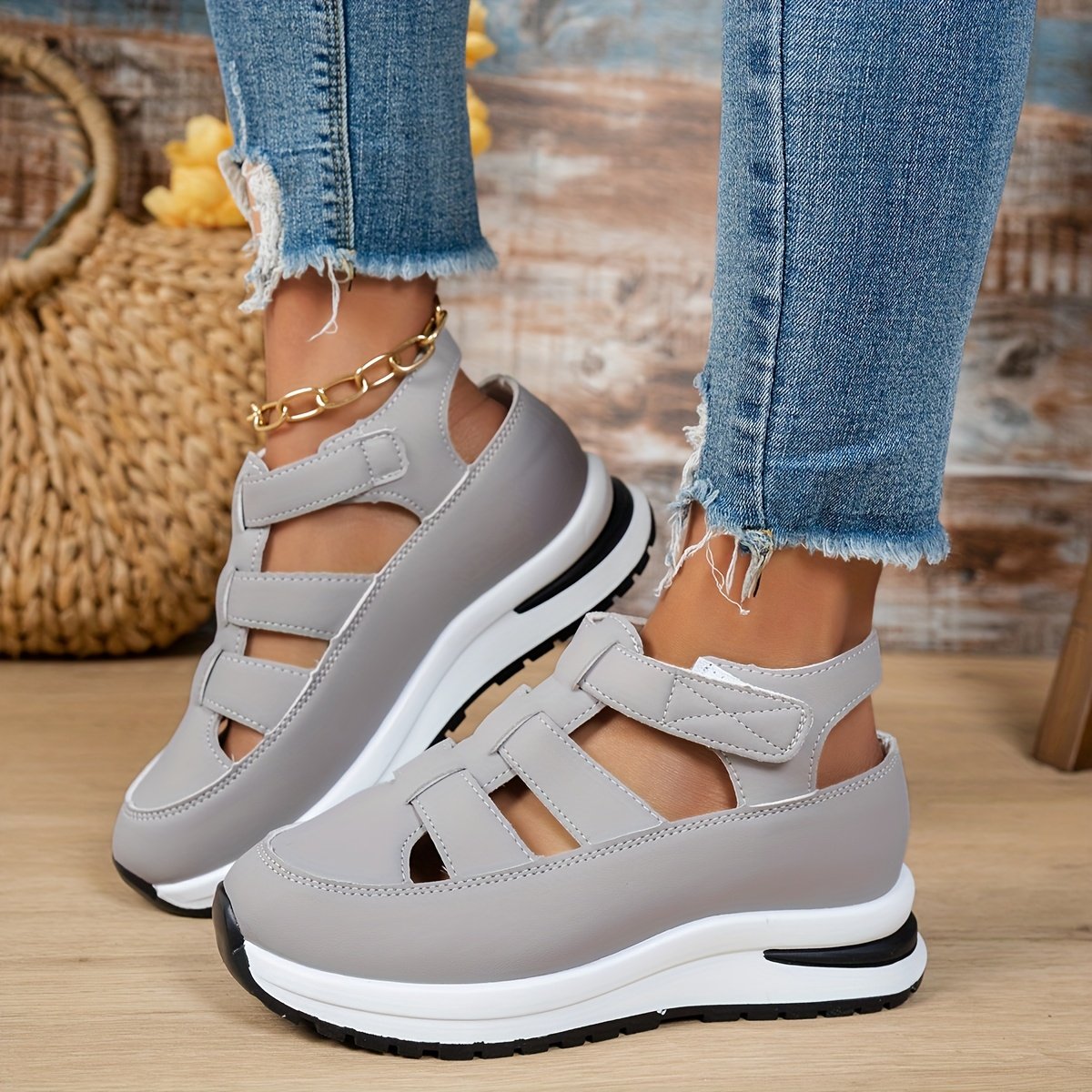 صندل المنصة الويدج: أناقة بلا حدود، راحة لا تُضاهى! - الصورة 5