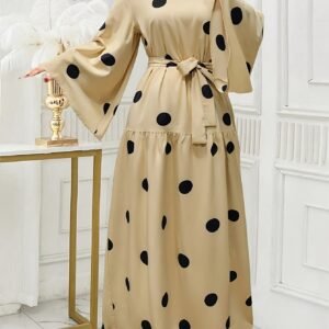 فستان ماكسي منقط: الأناقة المريحة لكل مواسمك!