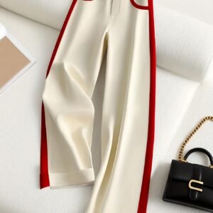 بنطال الباتشورك الواسع: لمسة أناقة مريحة لكل موسم