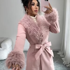 אלגנטיות חורפית יוקרתית: המעיל האלגנטי שלך לכל אירוע!