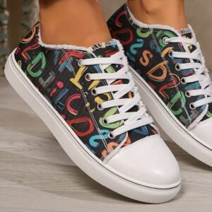 אמצי את הנועזות: סניקרס גרפיטי צבעוניים לרוח קורנת!