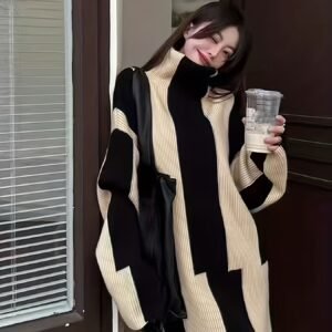 الكنزة الشتوية المخططة: قمة الأناقة والدفء!