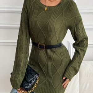 كنزة الشتاء الفاخرة: أناقة ودفء يرافقانكِ