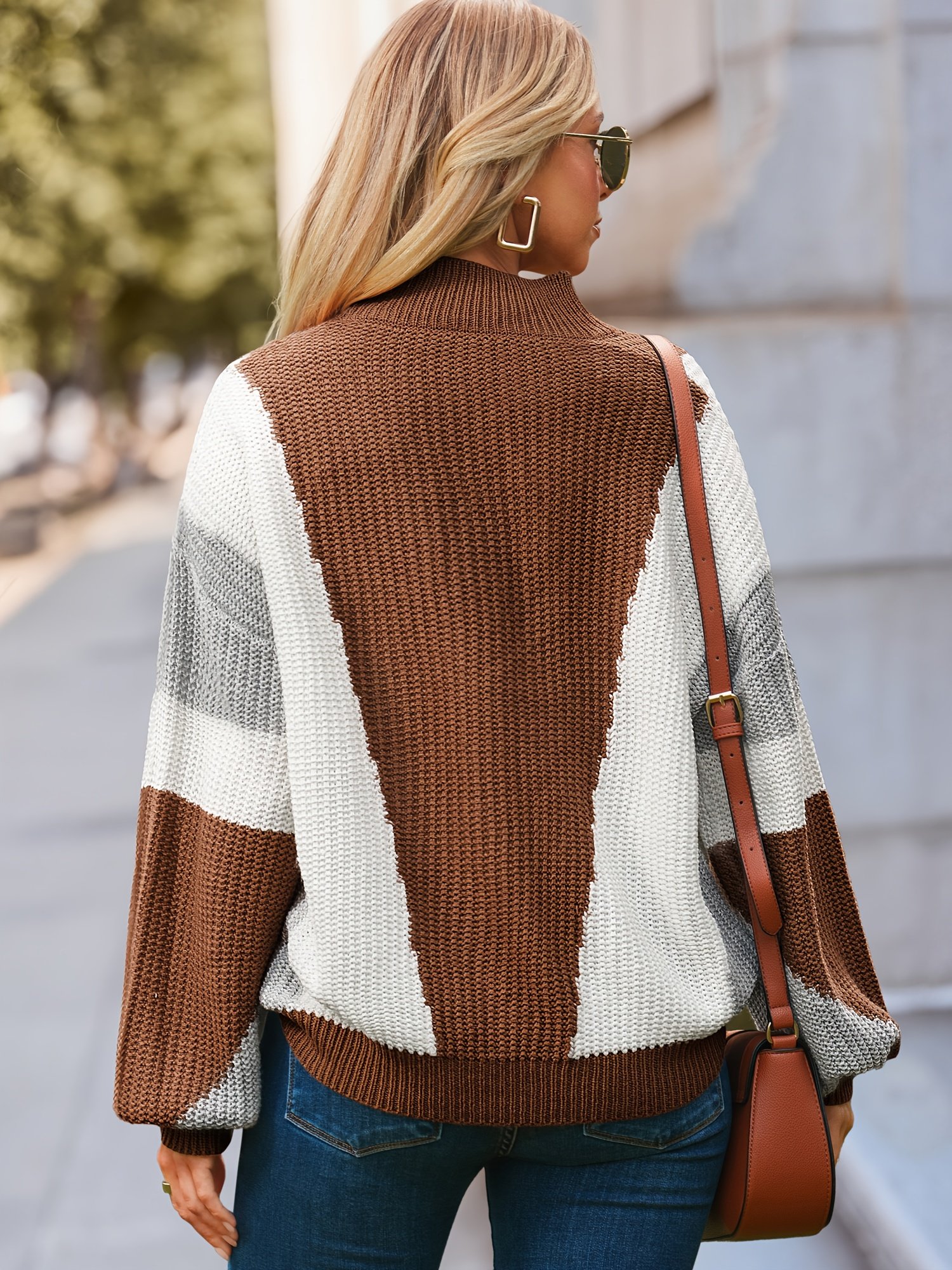 Color Block Pullover: Warm Elegance for Cold Seasons - Image 2