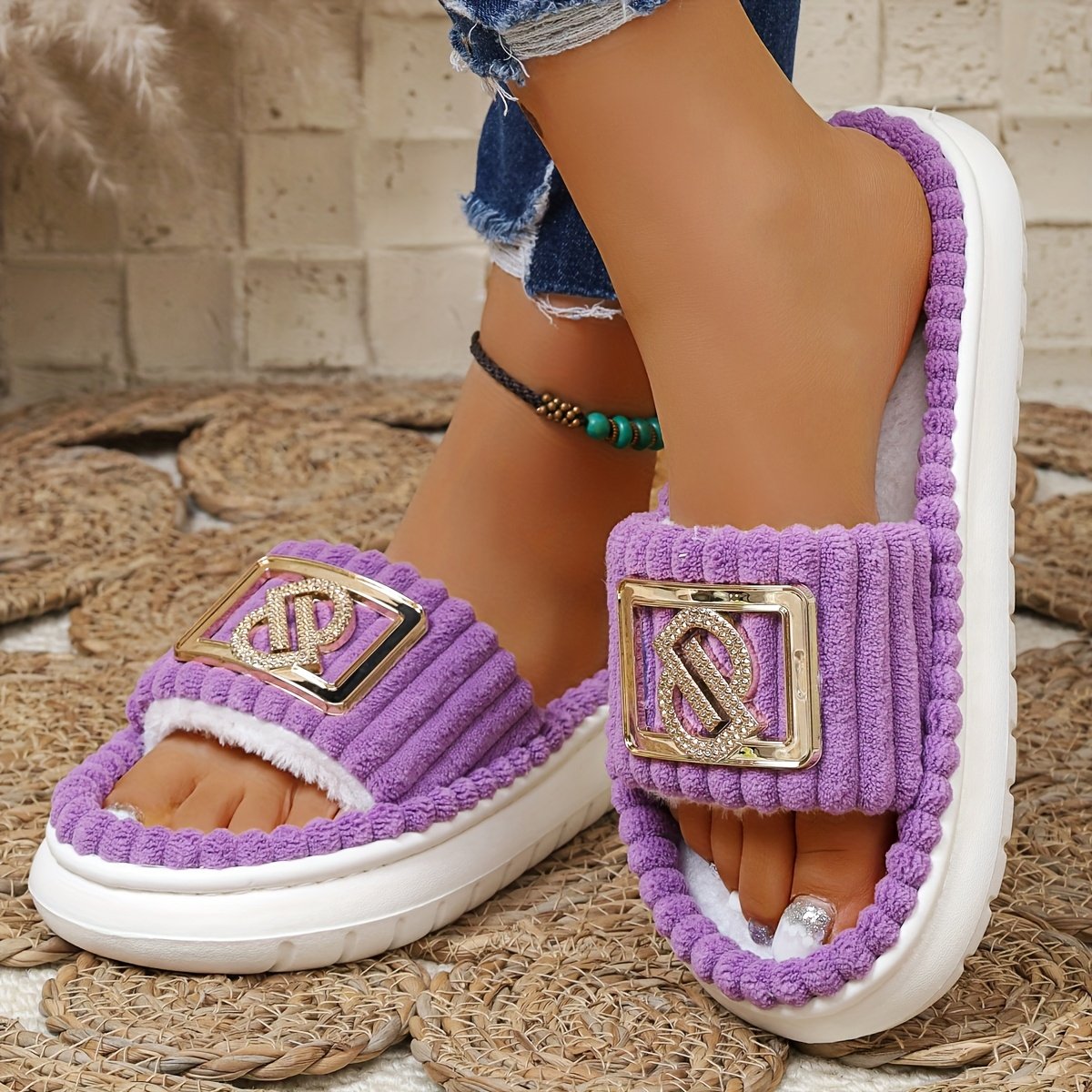 Dream Slippers: 'Honey Girl' Style and Unparalleled Comfort! - Image 7