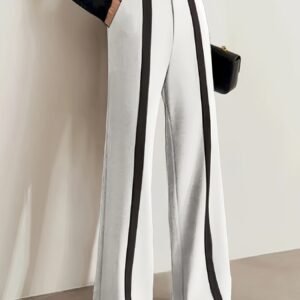 أناقة عصرية لا تُضاهى: بنطلون الفلير بتصميمه الفريد!