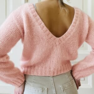 سحر الشتاء الوردي: سترة قصيرة أنيقة بياقة V عميقة