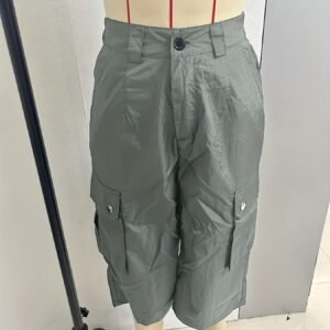 شورت الكارجو المثالي: أناقة عملية لا تتوقف!